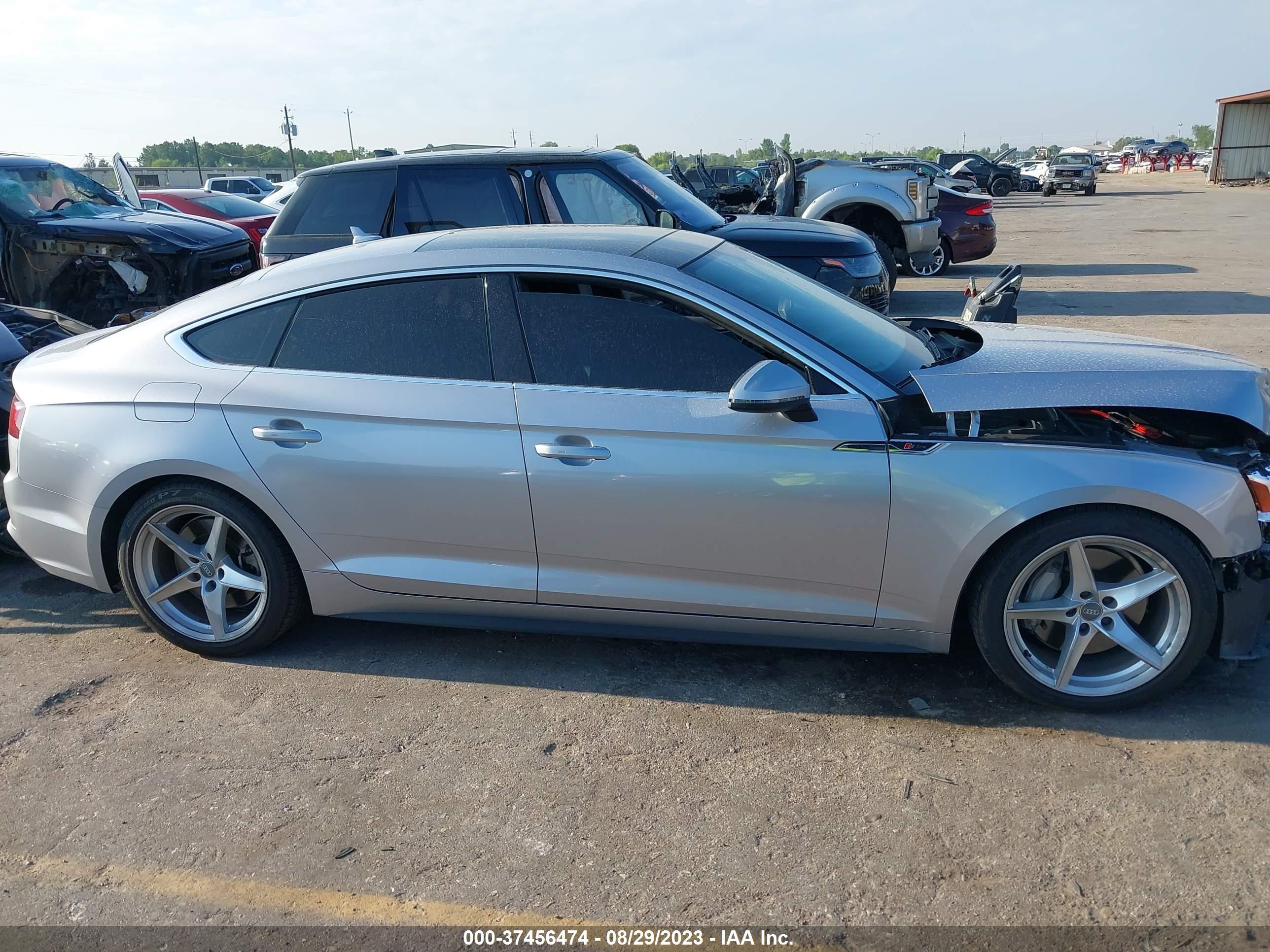 Photo 12 VIN: WAUDNCF57KA065641 - AUDI A5 