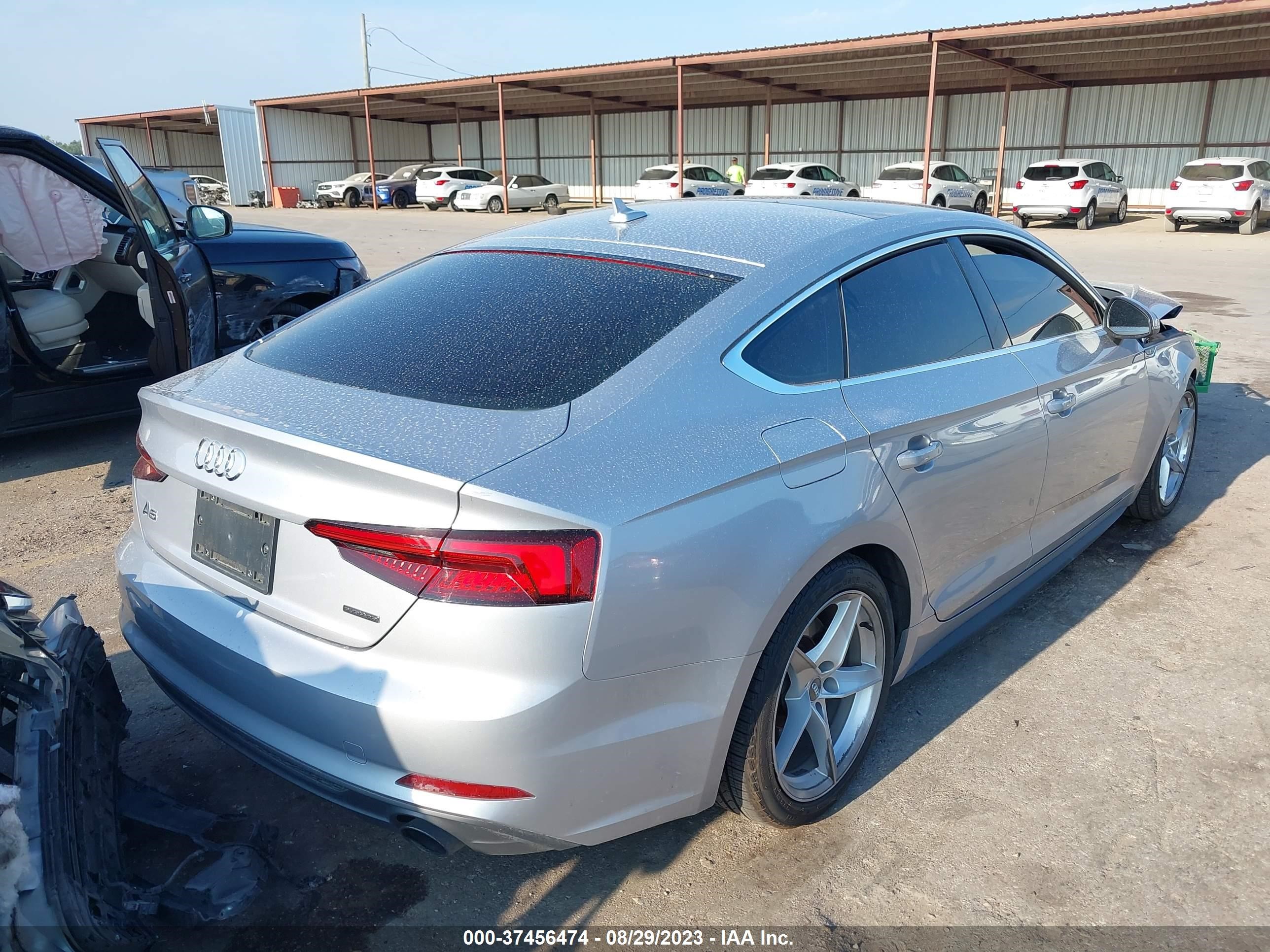 Photo 3 VIN: WAUDNCF57KA065641 - AUDI A5 