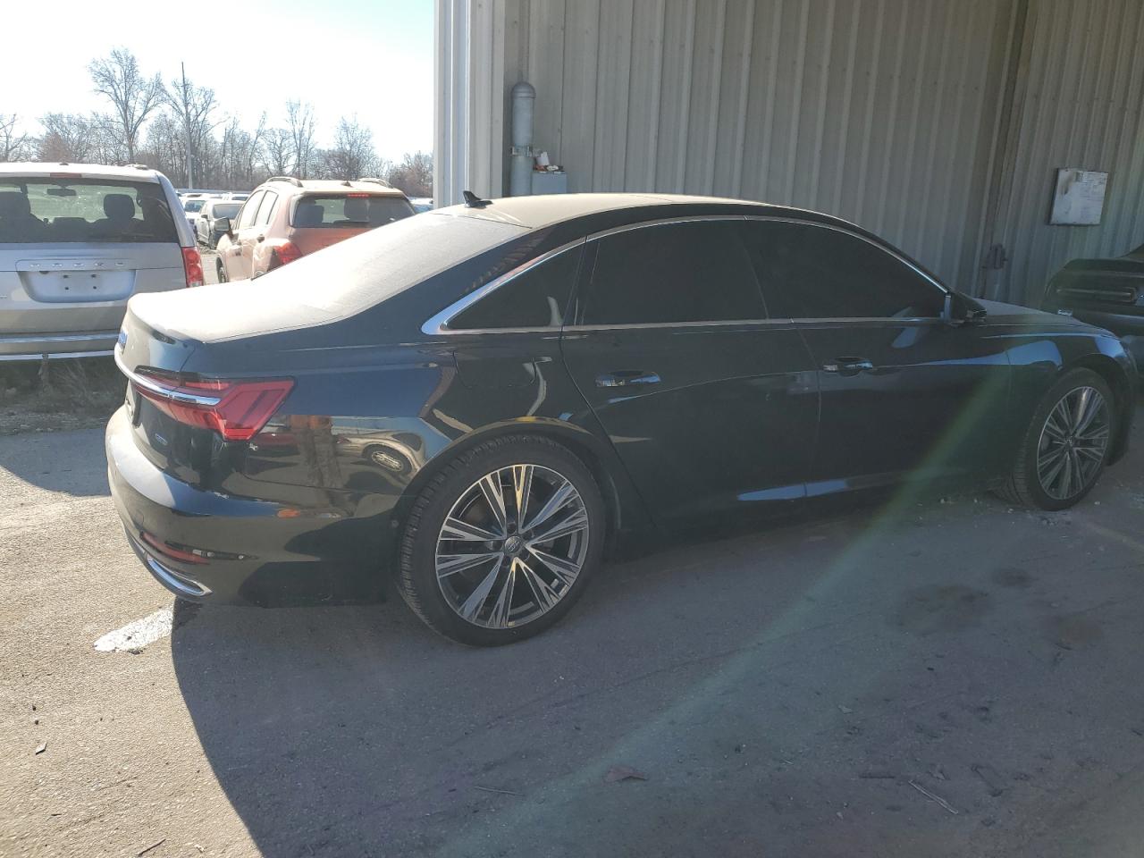 Photo 2 VIN: WAUE8AF25KN126418 - AUDI A6 