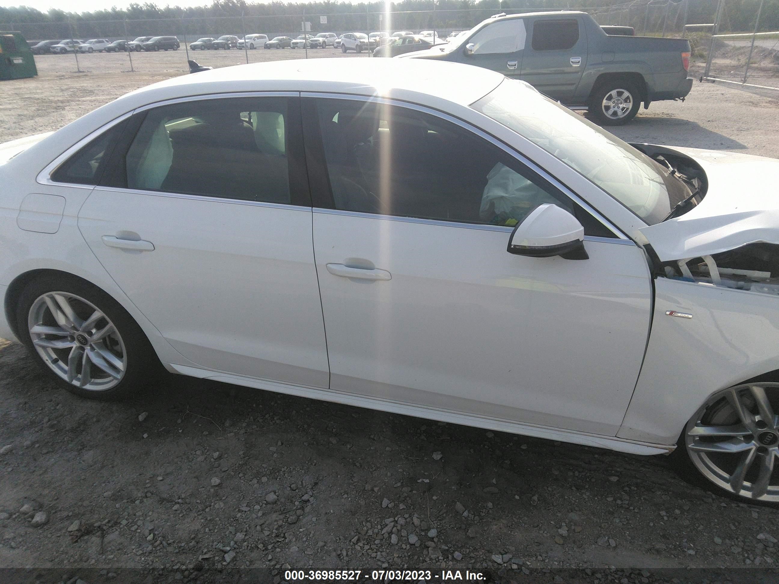 Photo 12 VIN: WAUEAAF41NN007341 - AUDI A4 