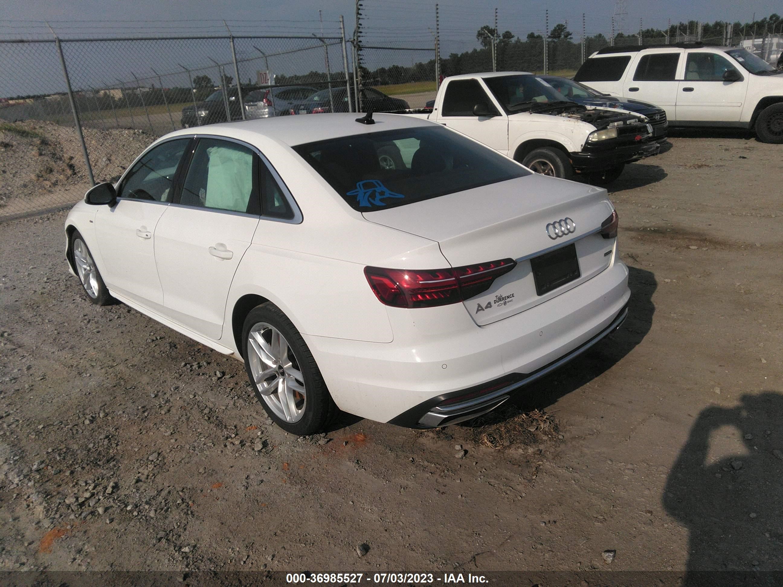 Photo 2 VIN: WAUEAAF41NN007341 - AUDI A4 