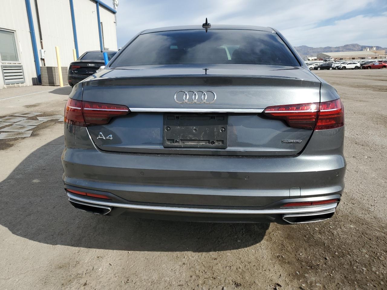 Photo 5 VIN: WAUEAAF42MA018337 - AUDI A4 