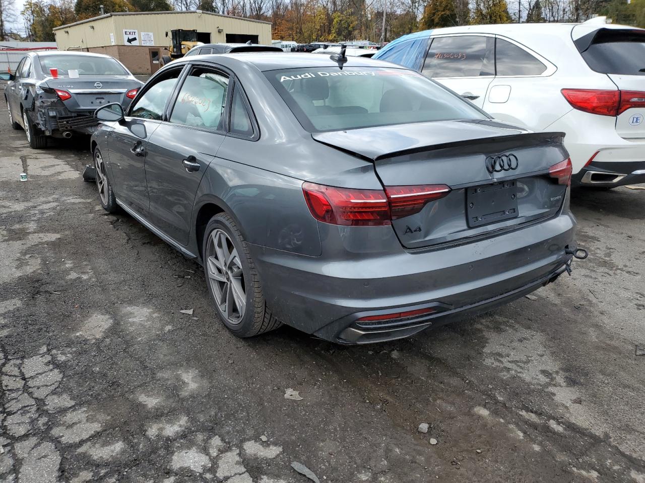 Photo 1 VIN: WAUEAAF45PA015775 - AUDI A4 