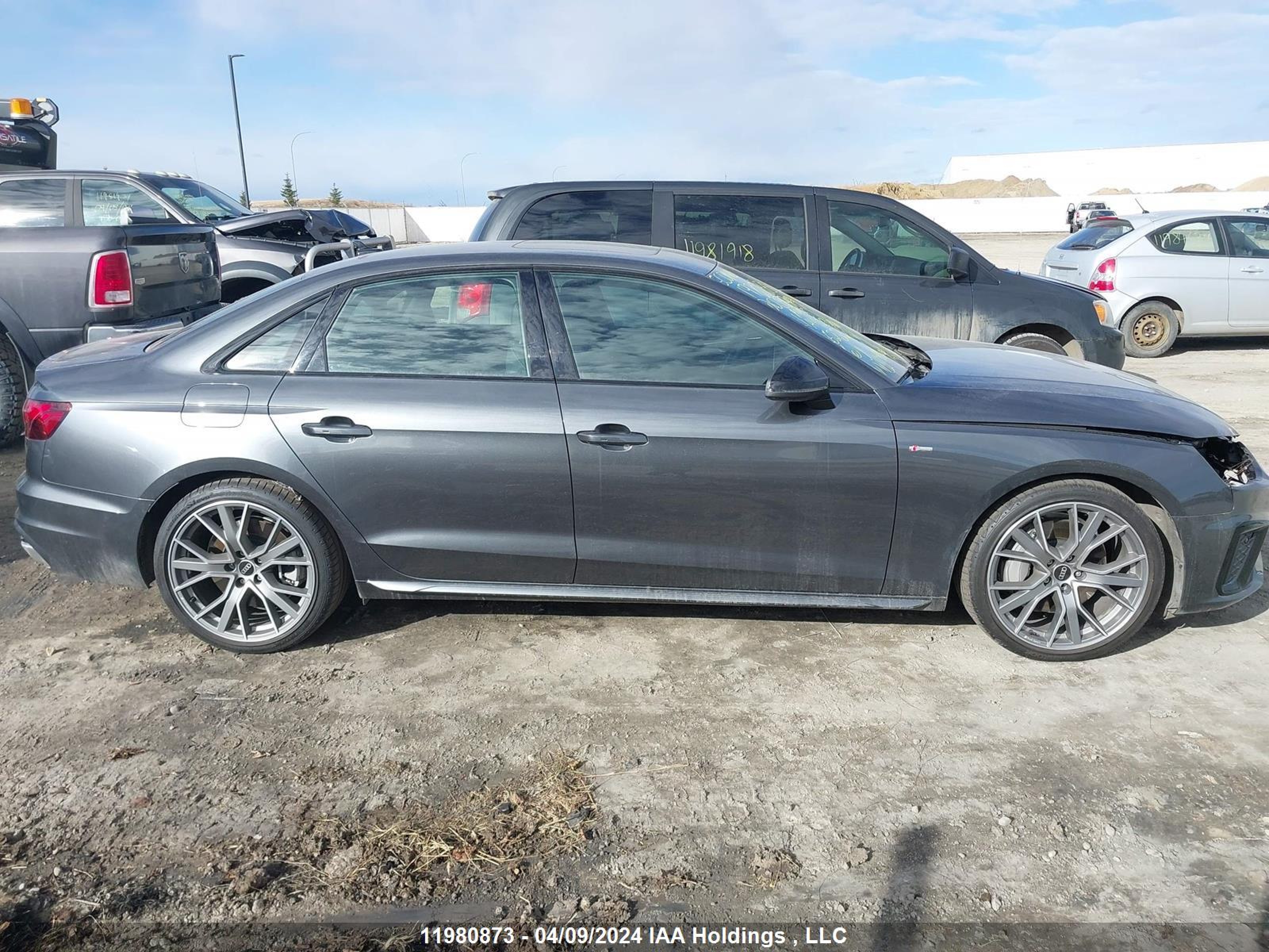 Photo 12 VIN: WAUEAAF46MA039949 - AUDI A4 