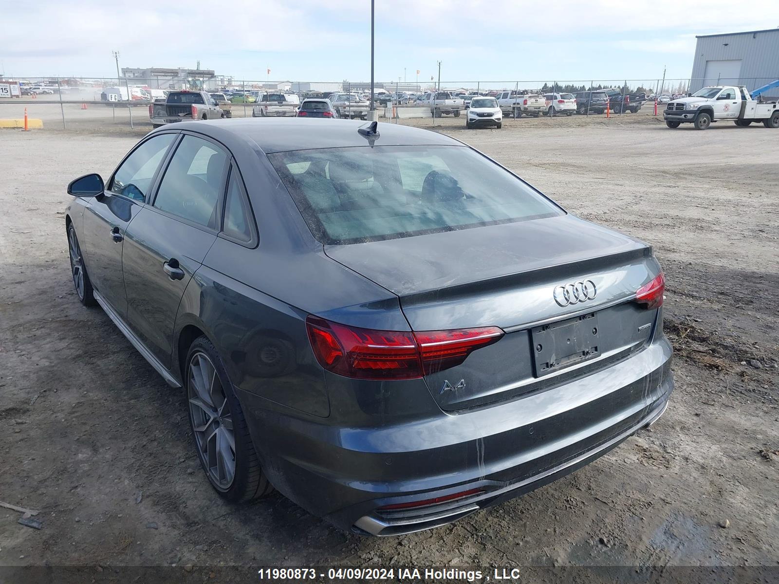 Photo 2 VIN: WAUEAAF46MA039949 - AUDI A4 