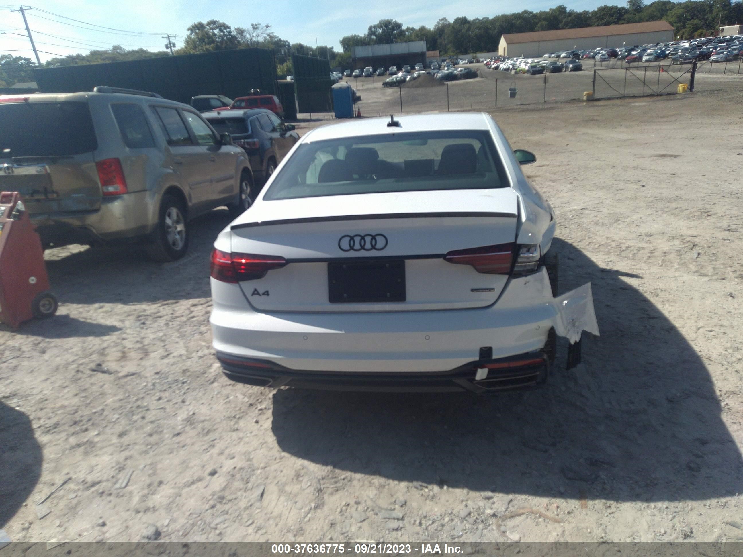 Photo 15 VIN: WAUEAAF47PA025224 - AUDI A4 