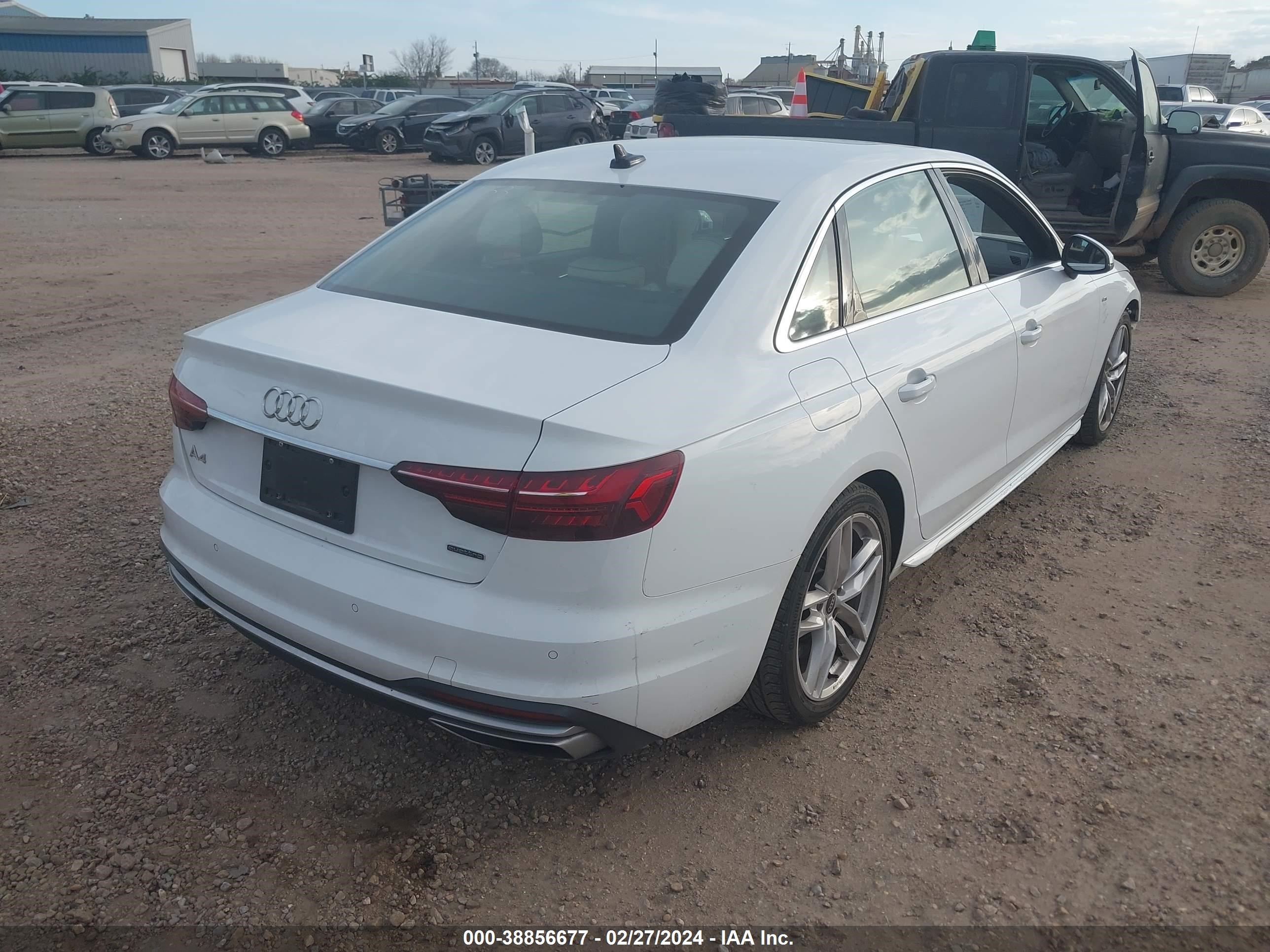 Photo 3 VIN: WAUEAAF47PN001529 - AUDI A4 