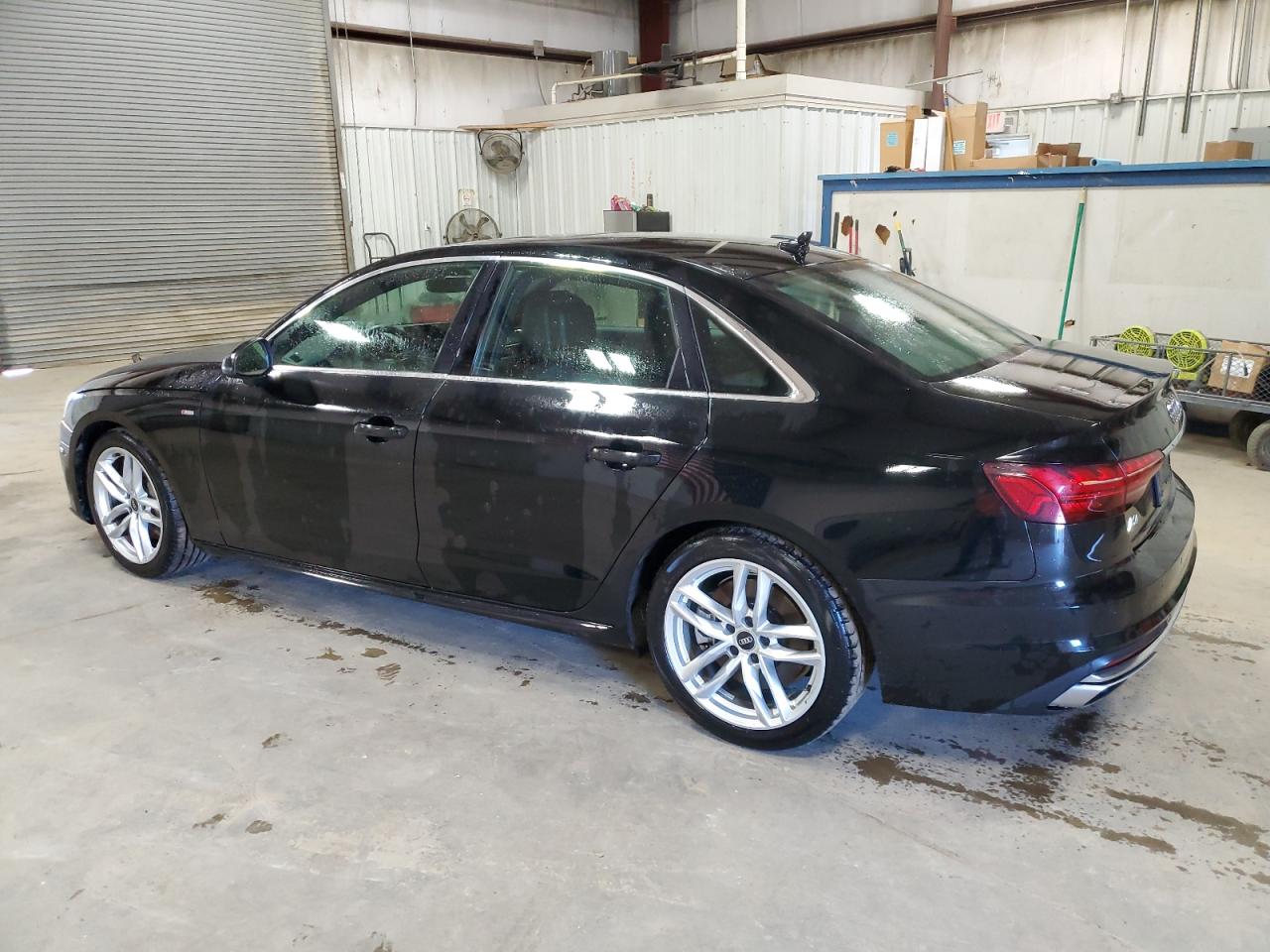 Photo 1 VIN: WAUEAAF49NN011556 - AUDI A4 