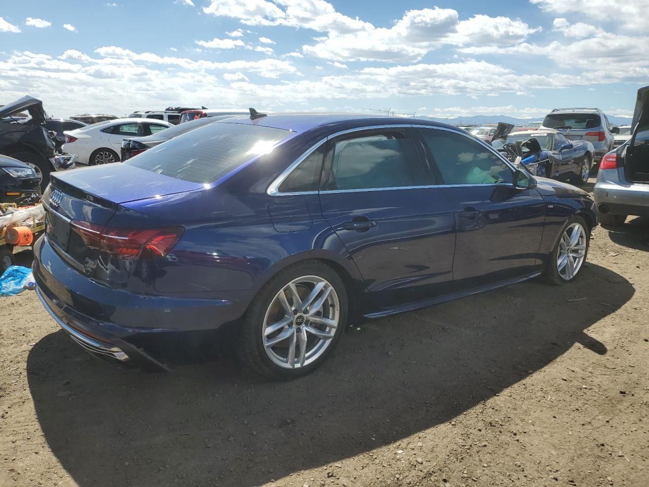 Photo 2 VIN: WAUEAAF49PN010720 - AUDI A4 