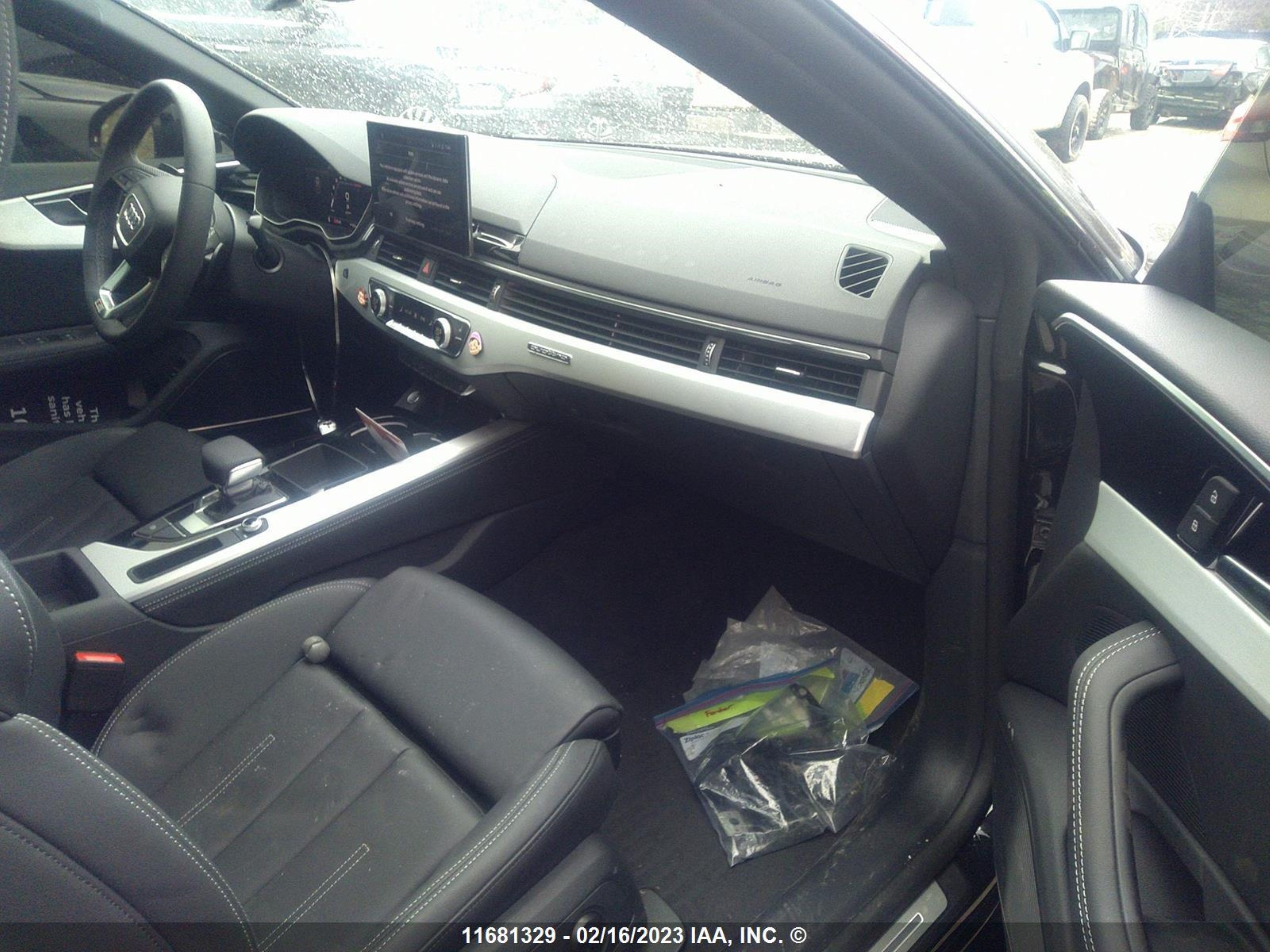 Photo 4 VIN: WAUEACF59PA007781 - AUDI A5 