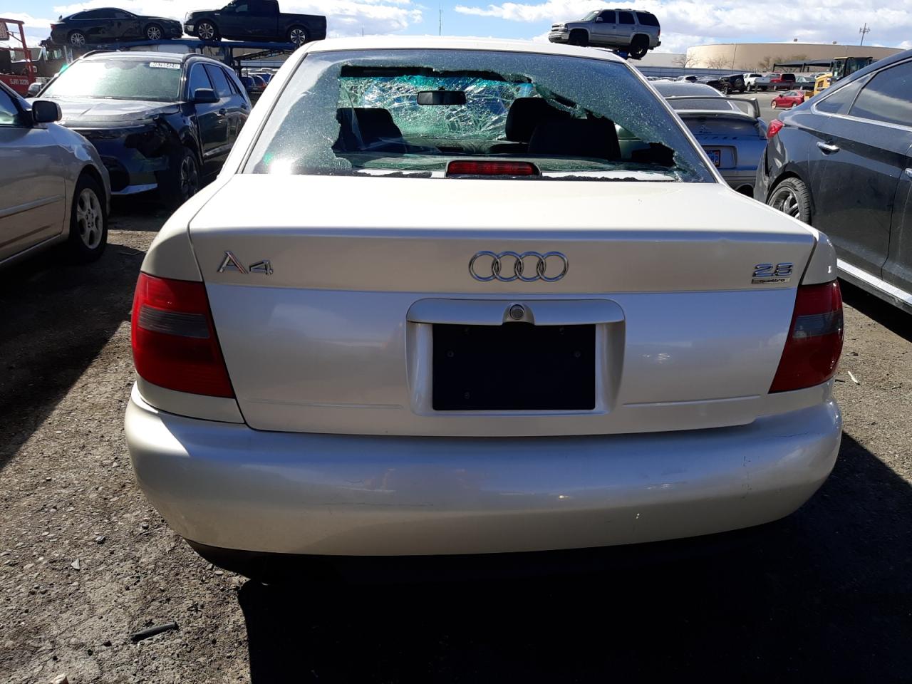 Photo 5 VIN: WAUED28D7WA169655 - AUDI A4 