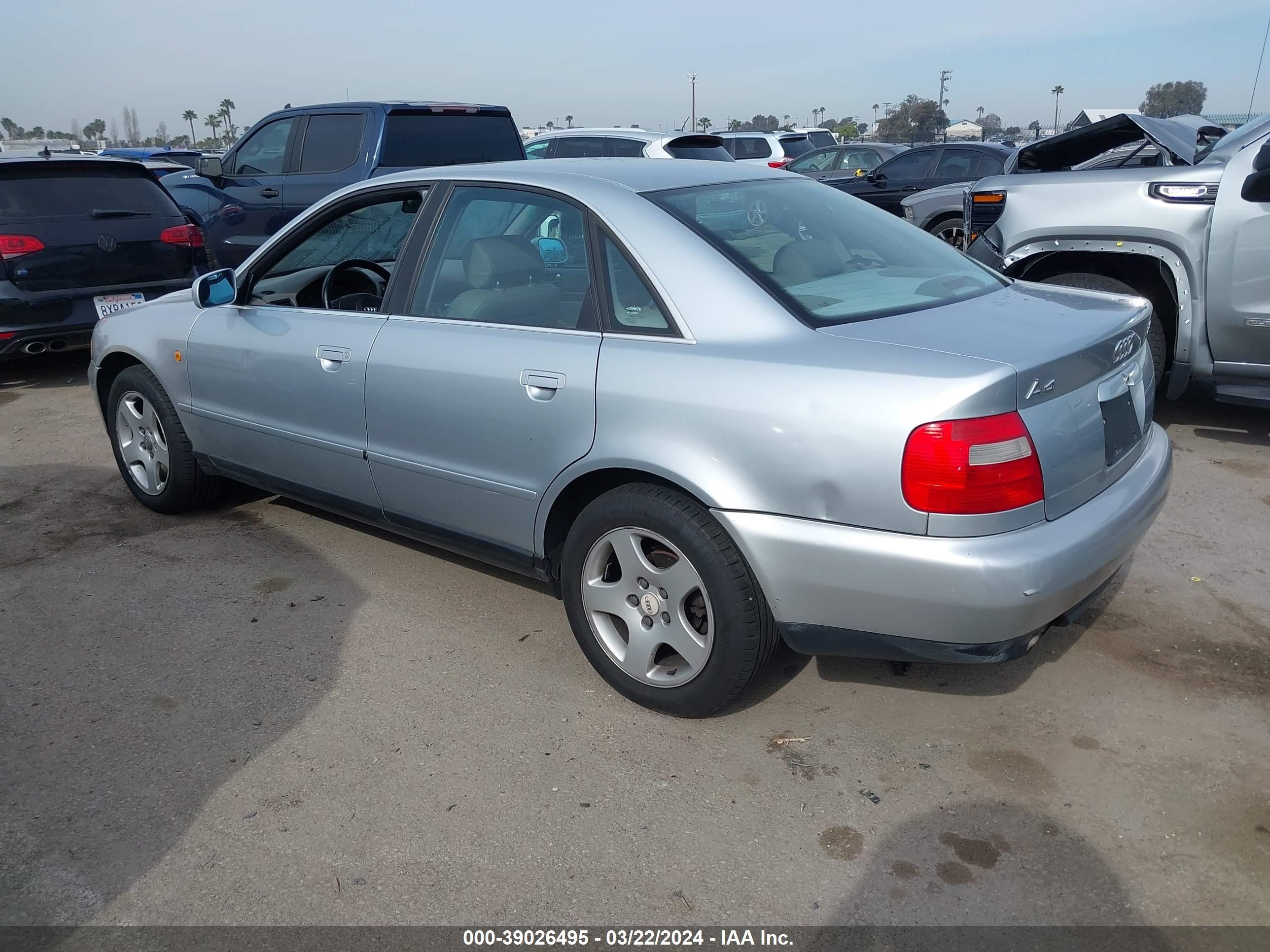 Photo 2 VIN: WAUED28D9WA103902 - AUDI A4 