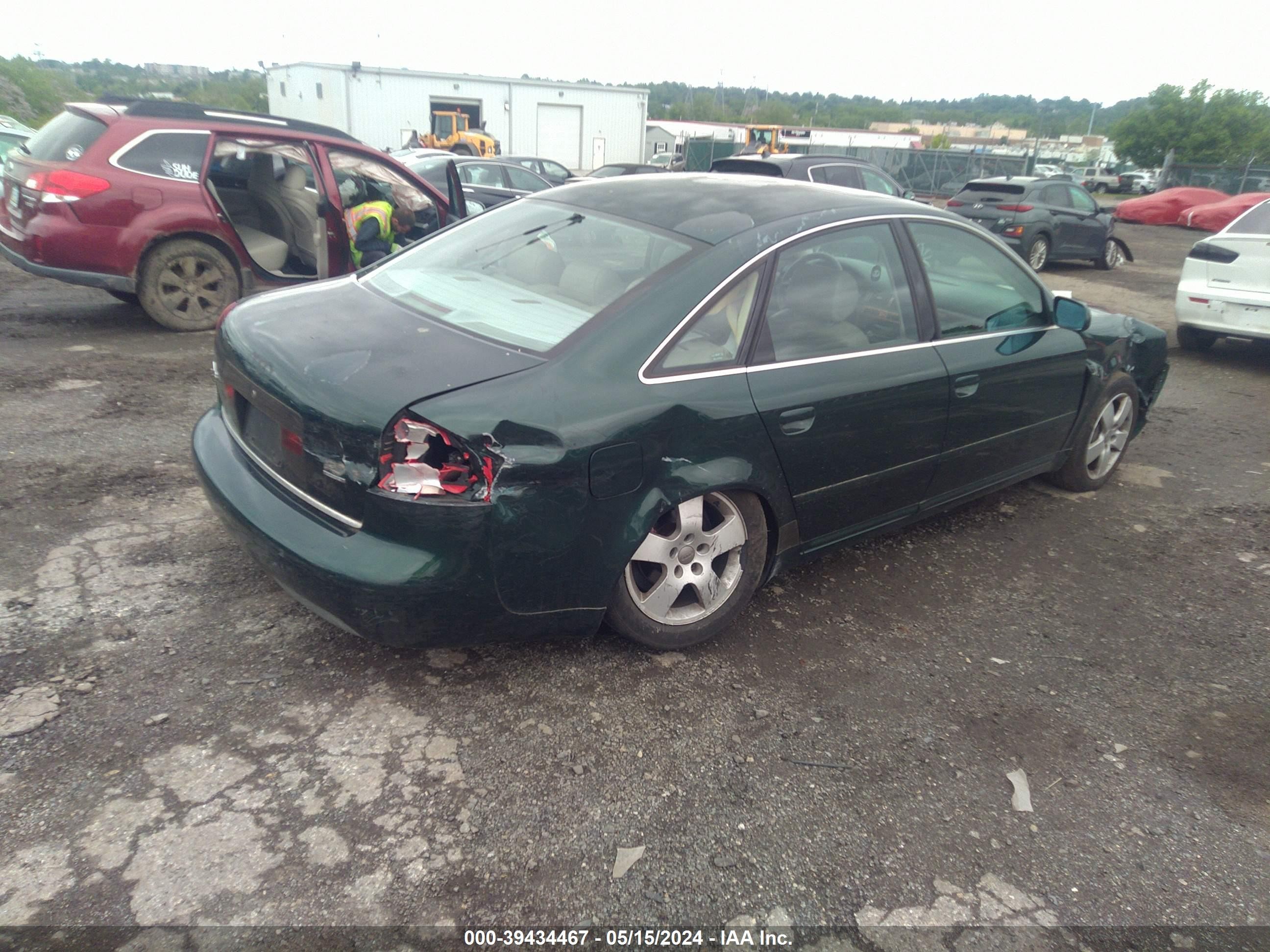 Photo 3 VIN: WAUED64B2YN079594 - AUDI A6 