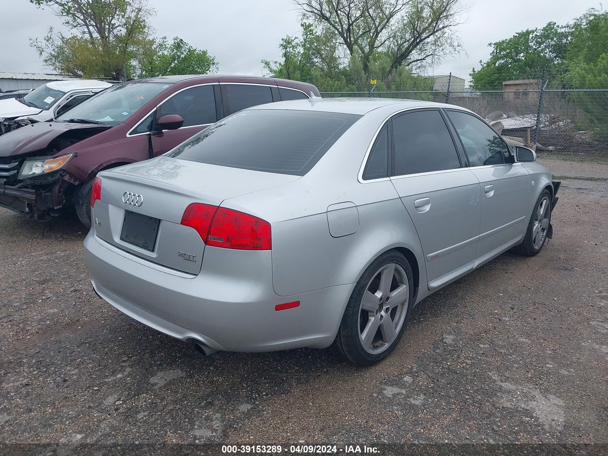 Photo 3 VIN: WAUEF78EX8A116306 - AUDI A4 