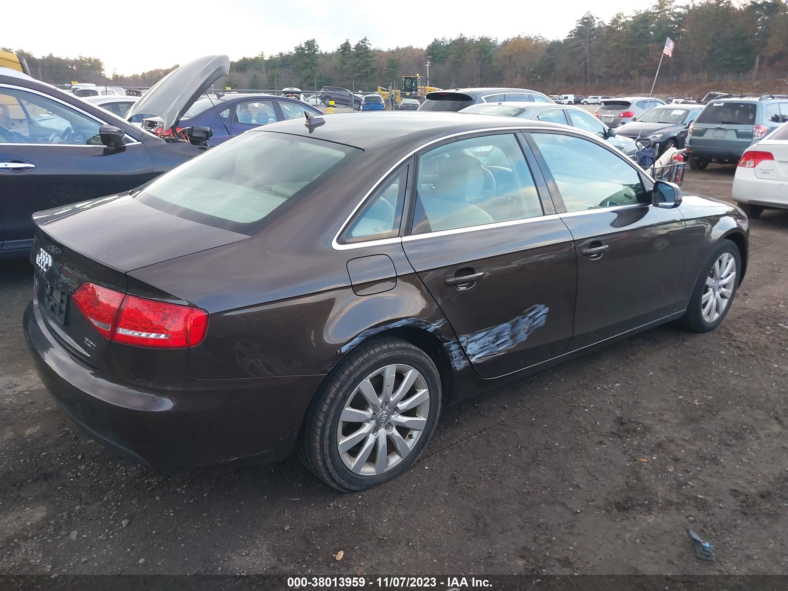 Photo 3 VIN: WAUEFAFL3BN002887 - AUDI A4 