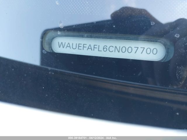 Photo 8 VIN: WAUEFAFL6CN007700 - AUDI A4 