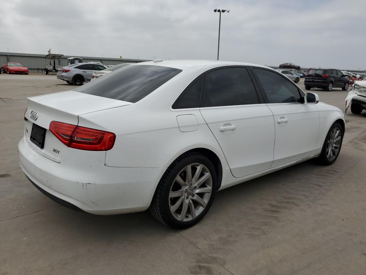 Photo 2 VIN: WAUEFAFL6DN031027 - AUDI A4 