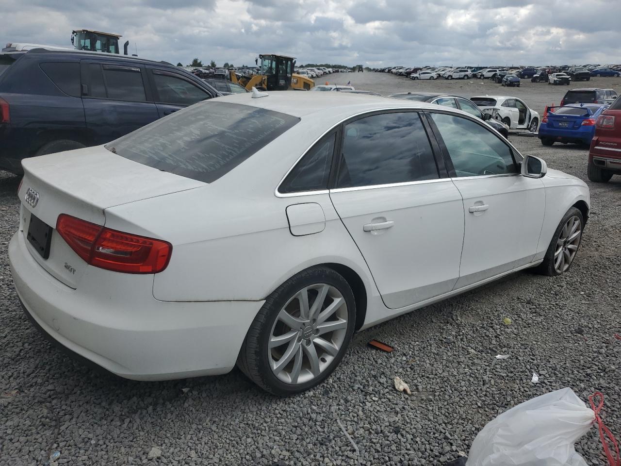 Photo 2 VIN: WAUEFAFL7DA044957 - AUDI A4 