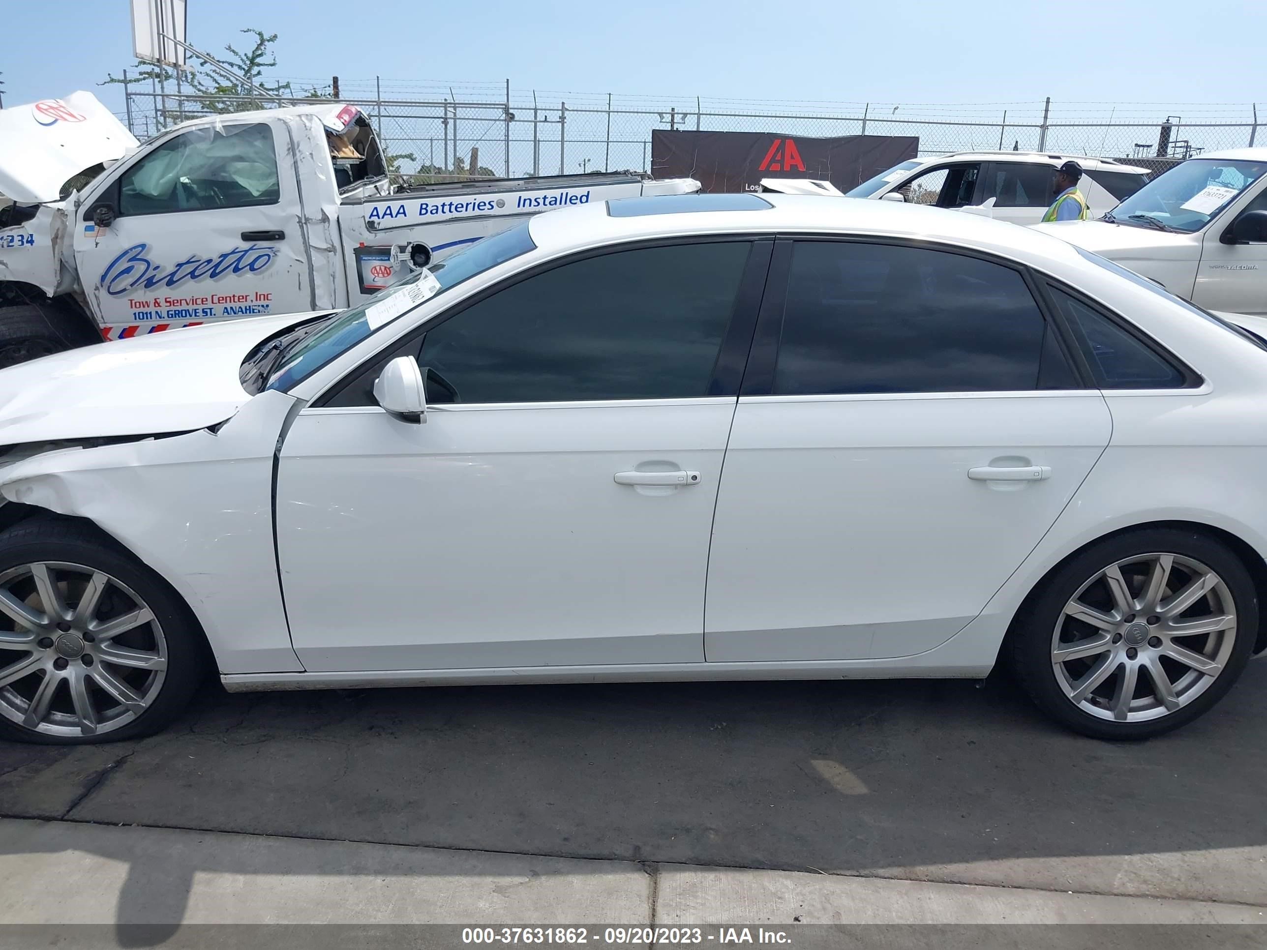 Photo 13 VIN: WAUEFAFL9AN019630 - AUDI A4 