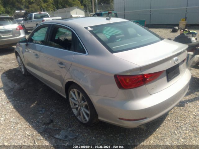 Photo 2 VIN: WAUEFGFF6F1019841 - AUDI A3 