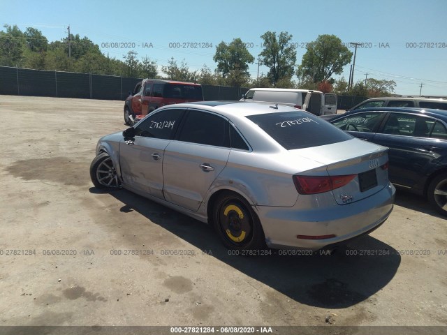 Photo 2 VIN: WAUEFGFF6F1047820 - AUDI A3 