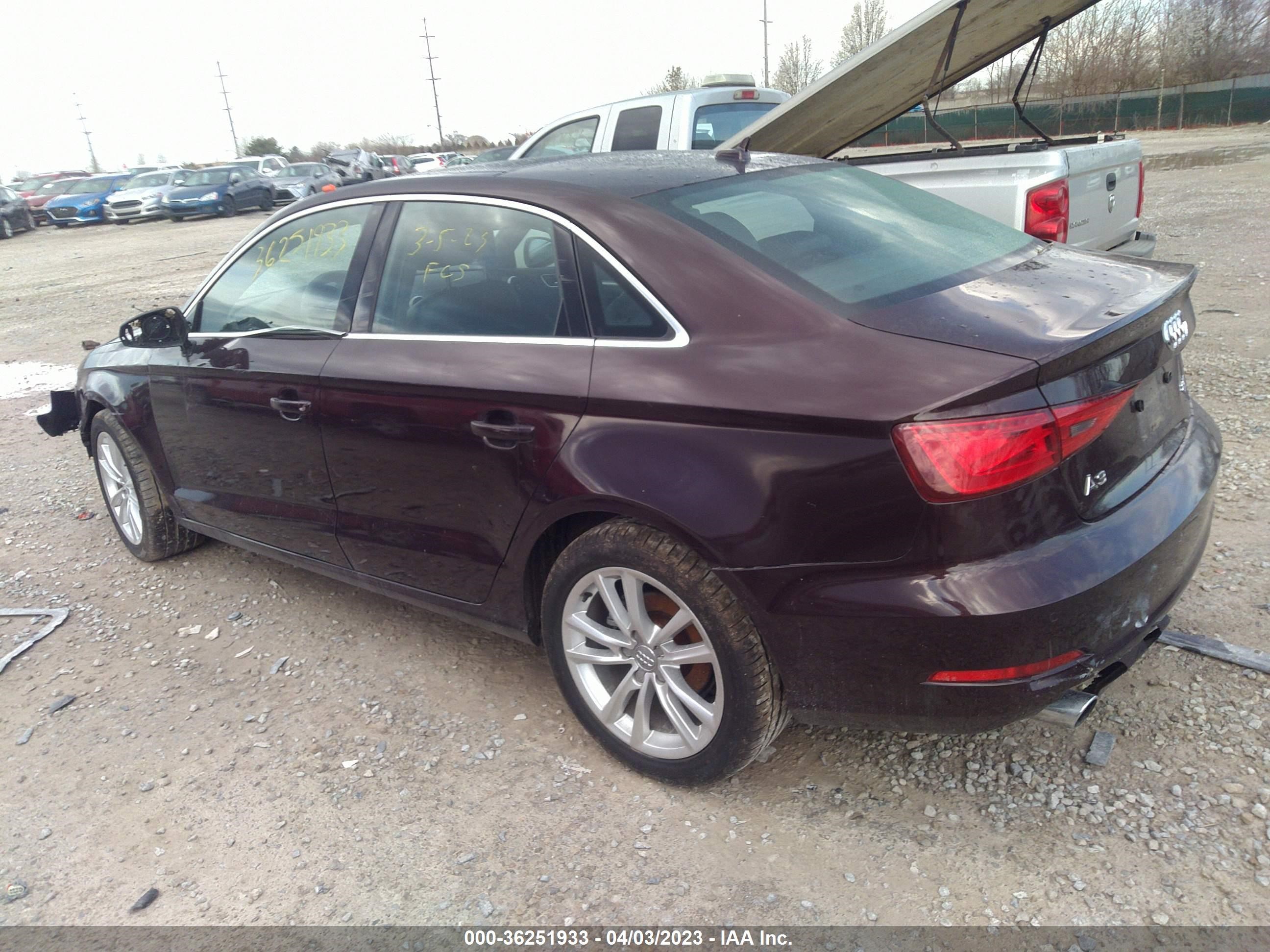 Photo 2 VIN: WAUEFGFFXF1036772 - AUDI A3 