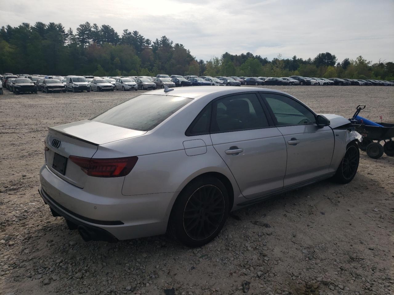 Photo 2 VIN: WAUENAF40JN013792 - AUDI A4 