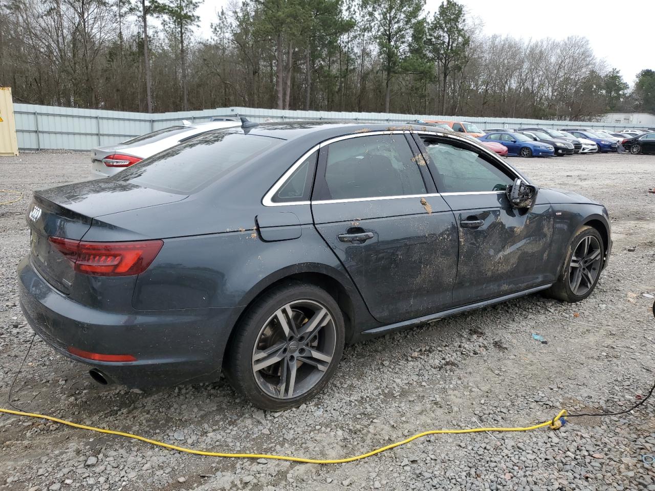 Photo 2 VIN: WAUENAF43JA005810 - AUDI A4 