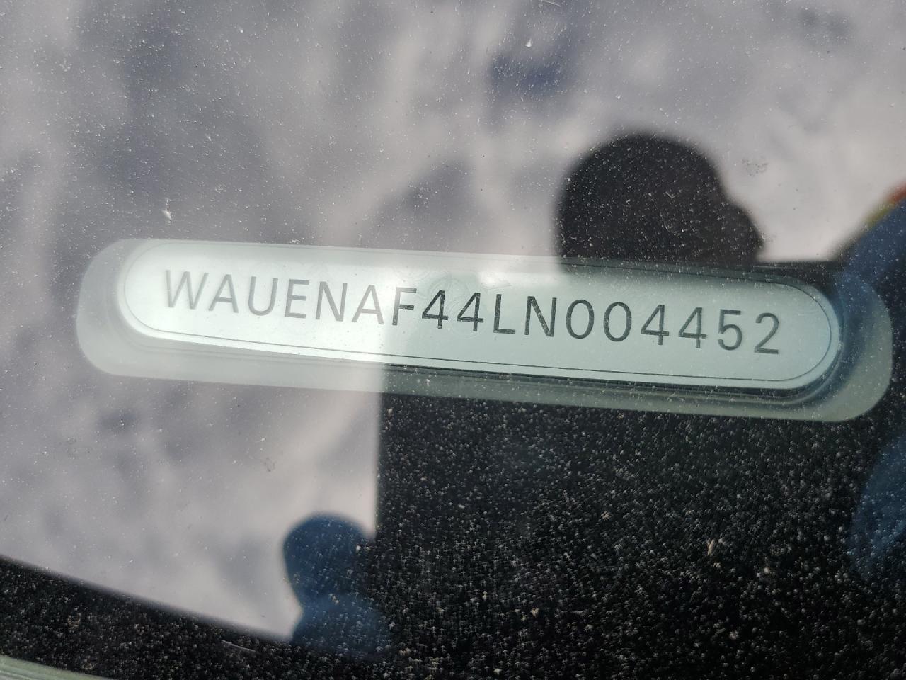 Photo 11 VIN: WAUENAF44LN004452 - AUDI A4 