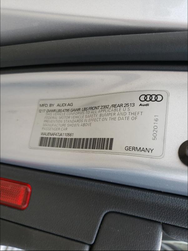 Photo 9 VIN: WAUENAF47JA110561 - AUDI A4 PREMIUM 