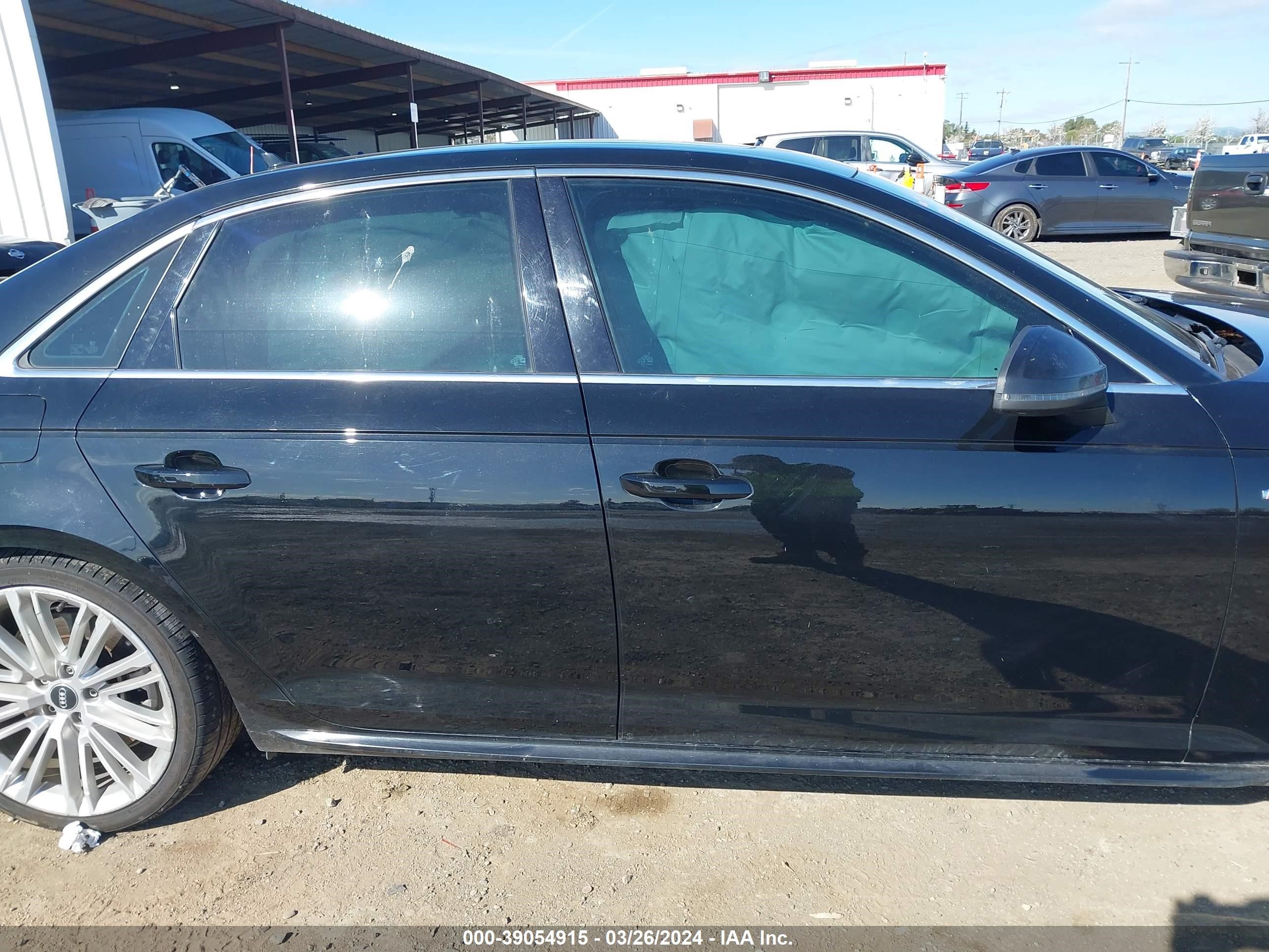 Photo 12 VIN: WAUENAF47JA131488 - AUDI A4 