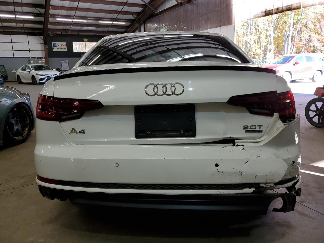 Photo 5 VIN: WAUENAF47JA140661 - AUDI A4 