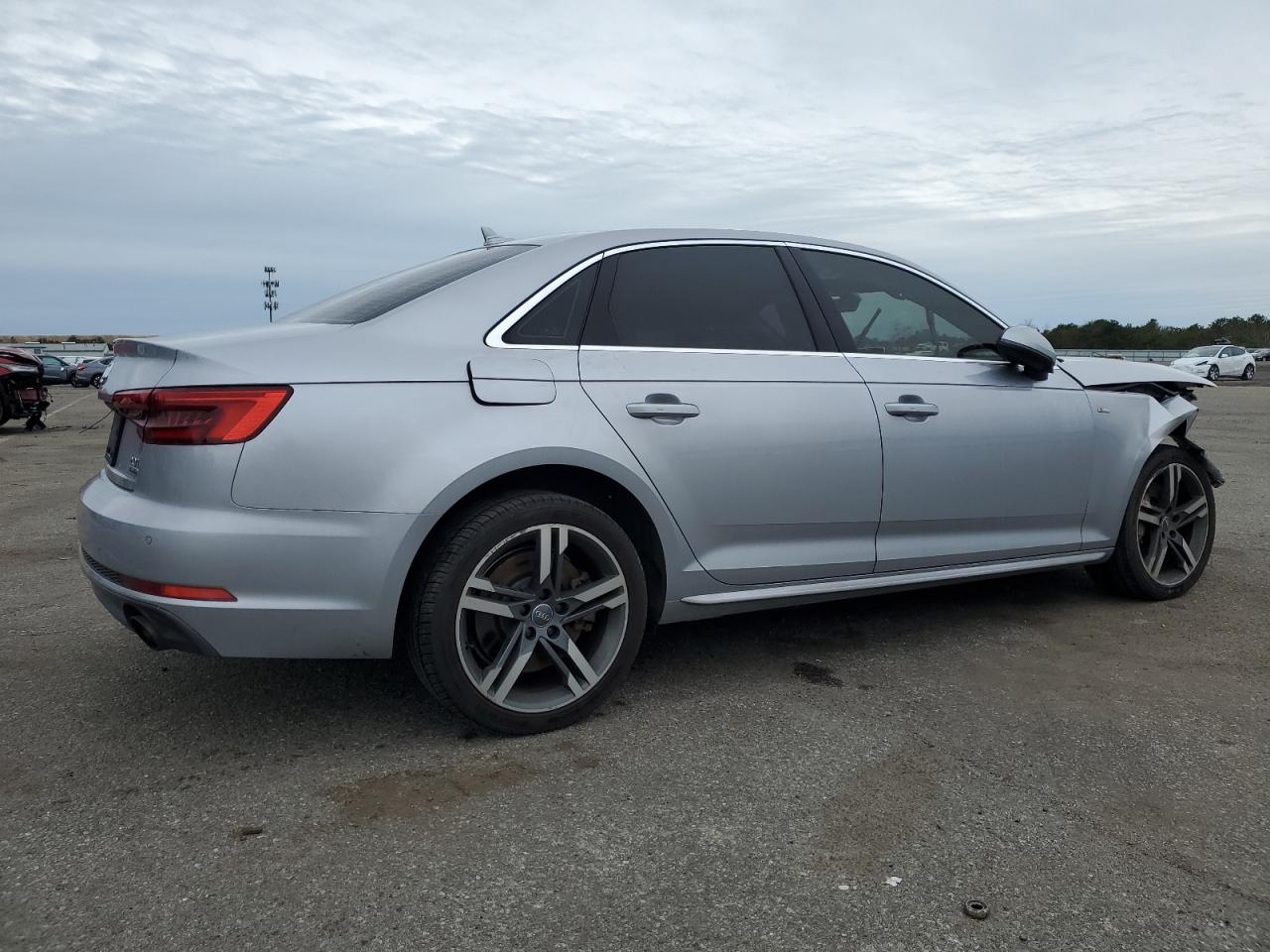 Photo 2 VIN: WAUENAF48HN062295 - AUDI A4 