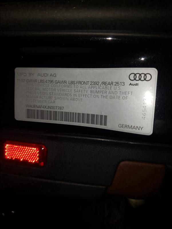 Photo 9 VIN: WAUENAF4XJN007787 - AUDI A4 PREMIUM 