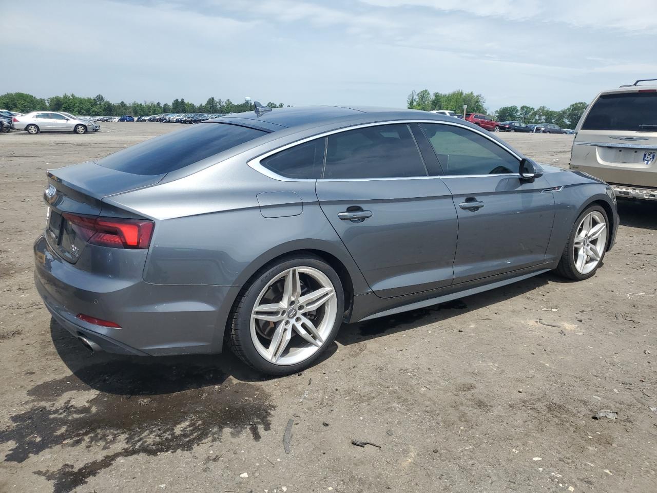 Photo 2 VIN: WAUENCF53JA135655 - AUDI A5 