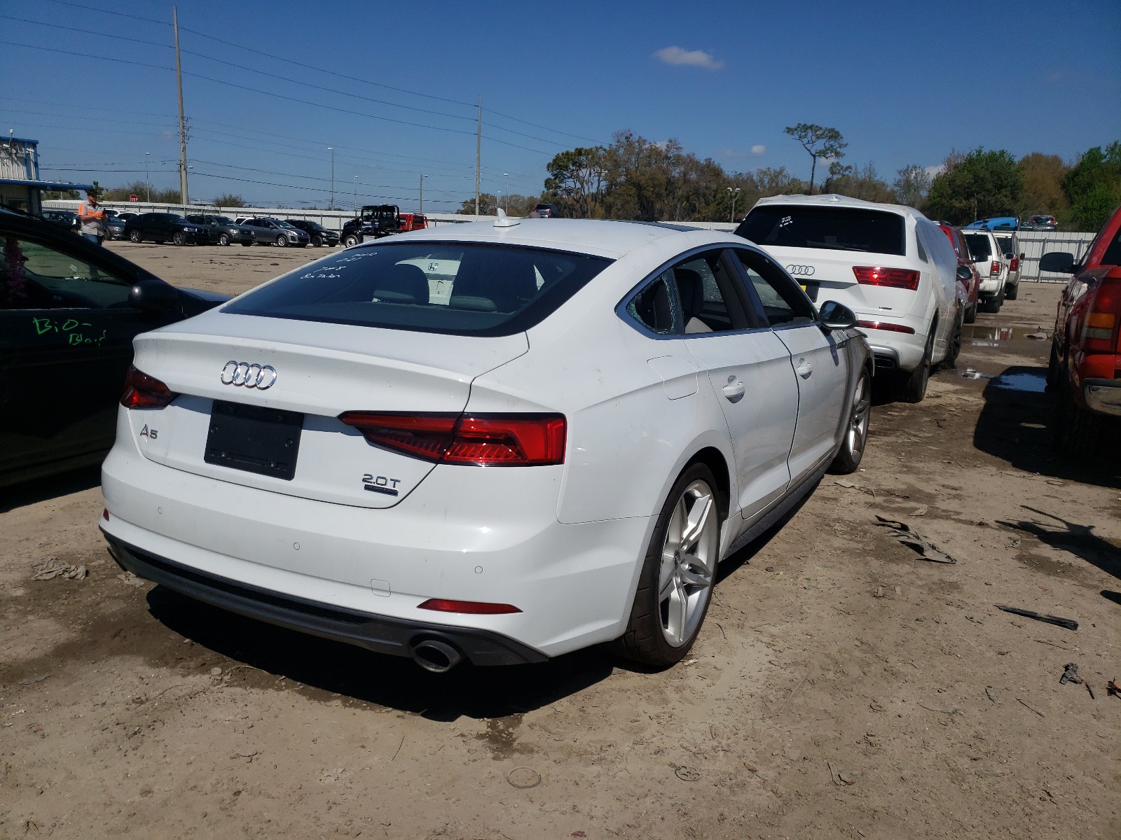 Photo 3 VIN: WAUENCF54JA010146 - AUDI A5 PREMIUM 