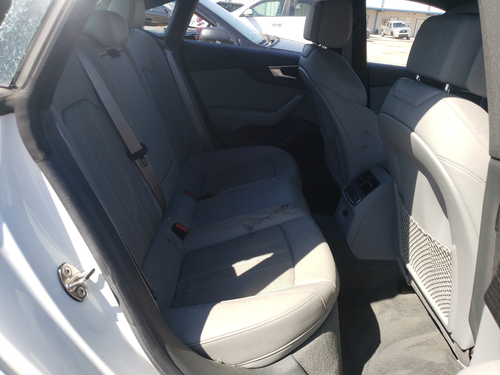 Photo 5 VIN: WAUENCF54JA010146 - AUDI A5 PREMIUM 