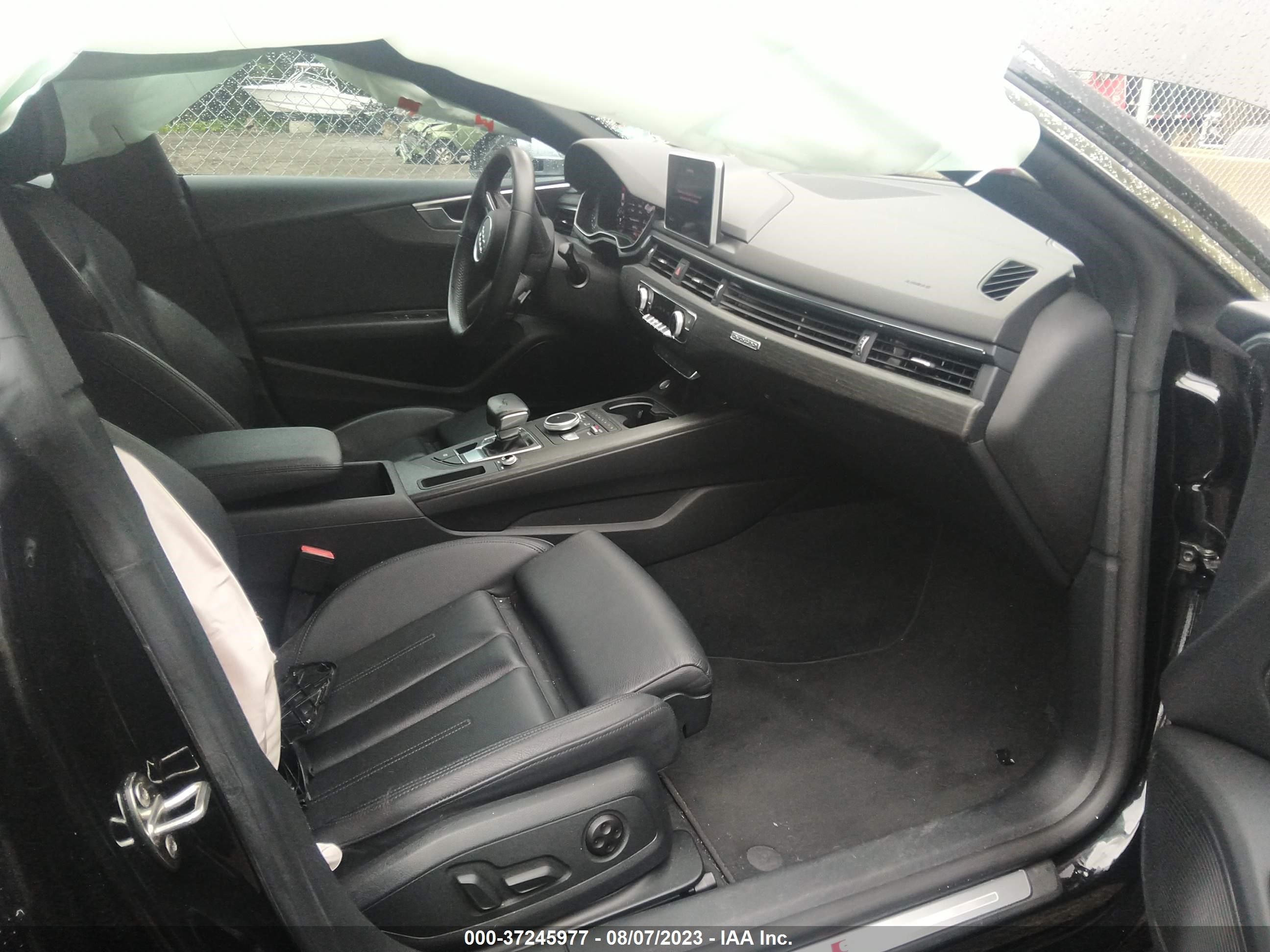 Photo 4 VIN: WAUENCF56JA009452 - AUDI A5 