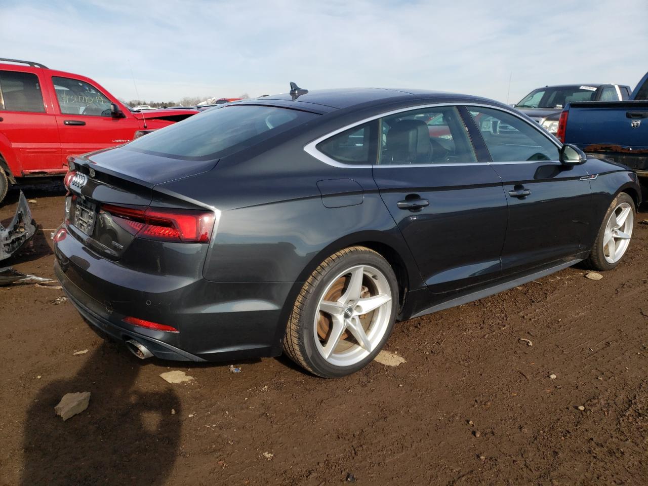 Photo 2 VIN: WAUENCF5XKA077707 - AUDI A5 