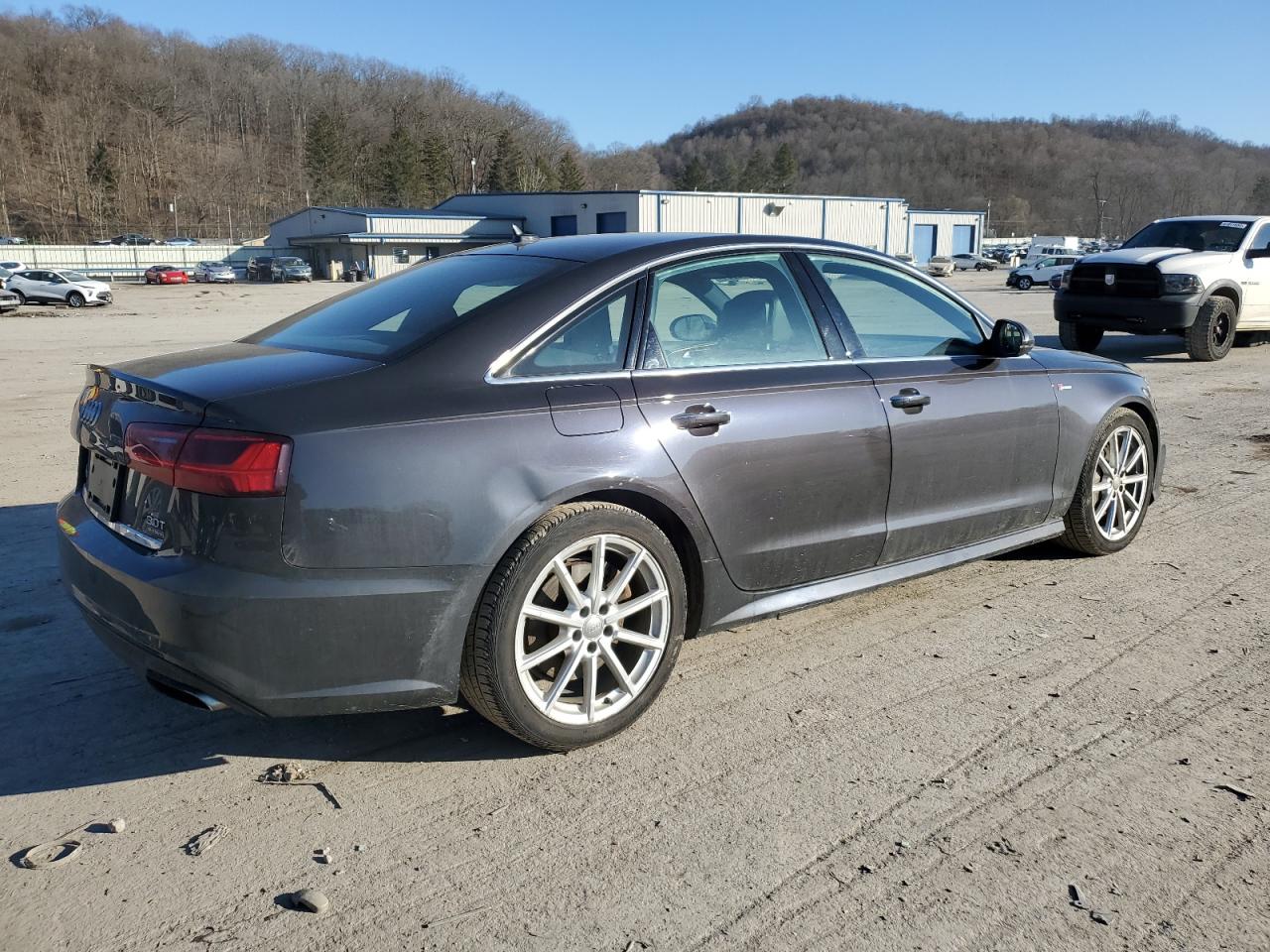 Photo 2 VIN: WAUF2AFCXHN124638 - AUDI A6 