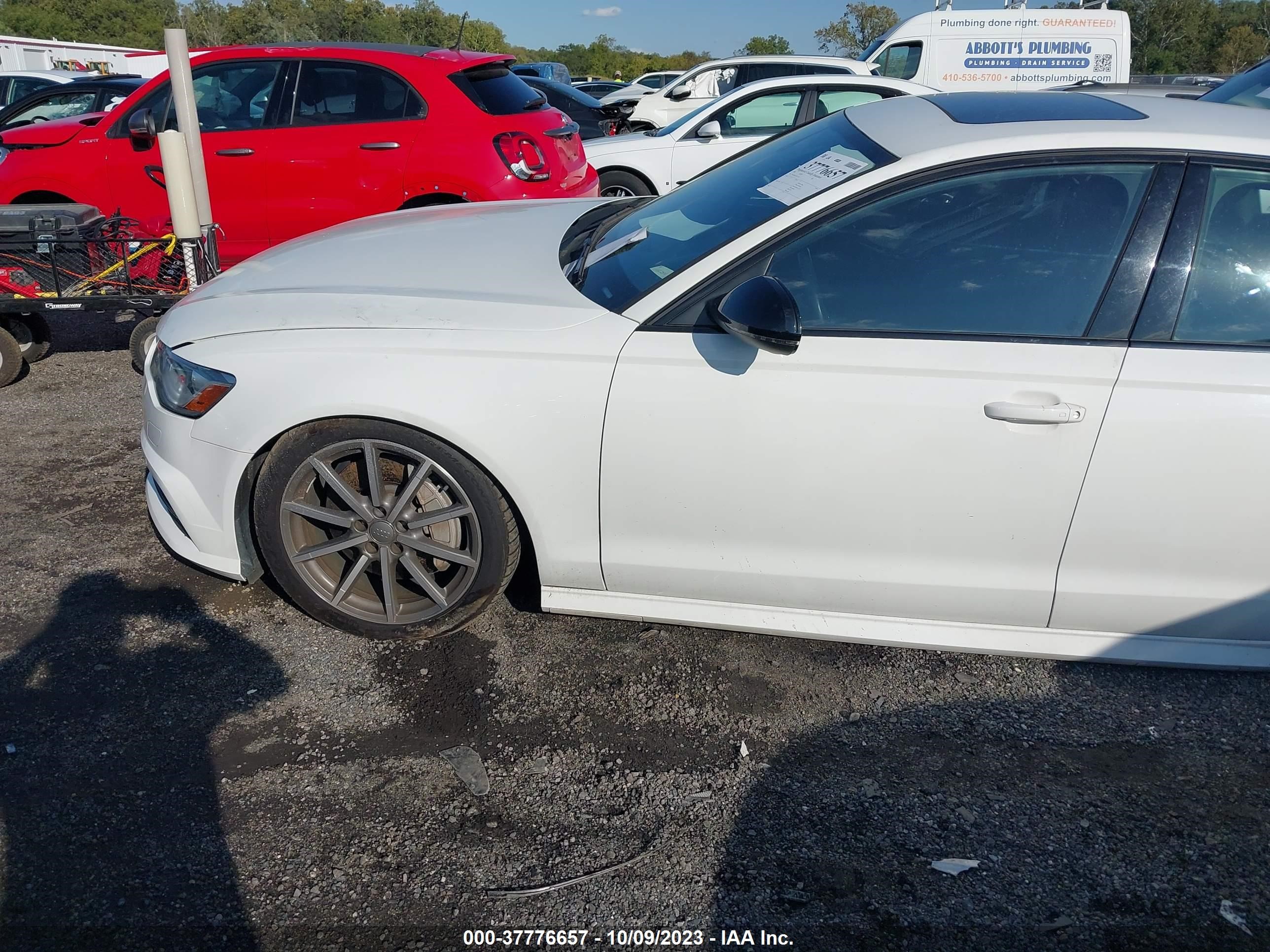 Photo 13 VIN: WAUF8AFC3JN113145 - AUDI A6 