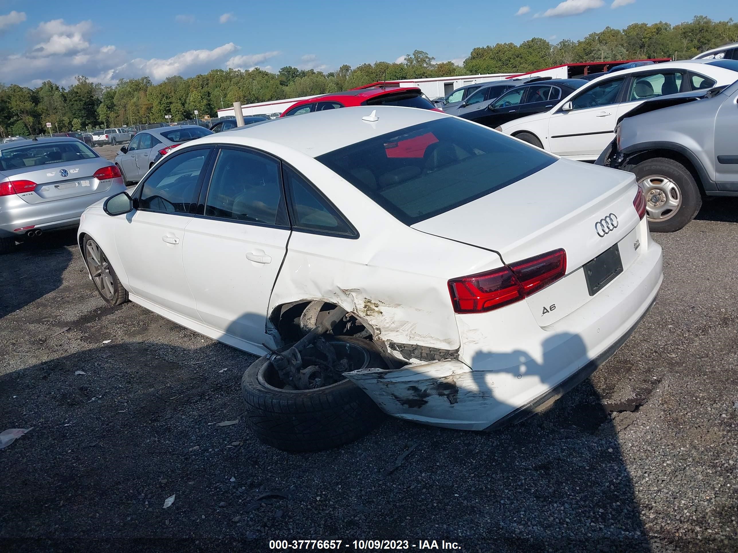 Photo 2 VIN: WAUF8AFC3JN113145 - AUDI A6 