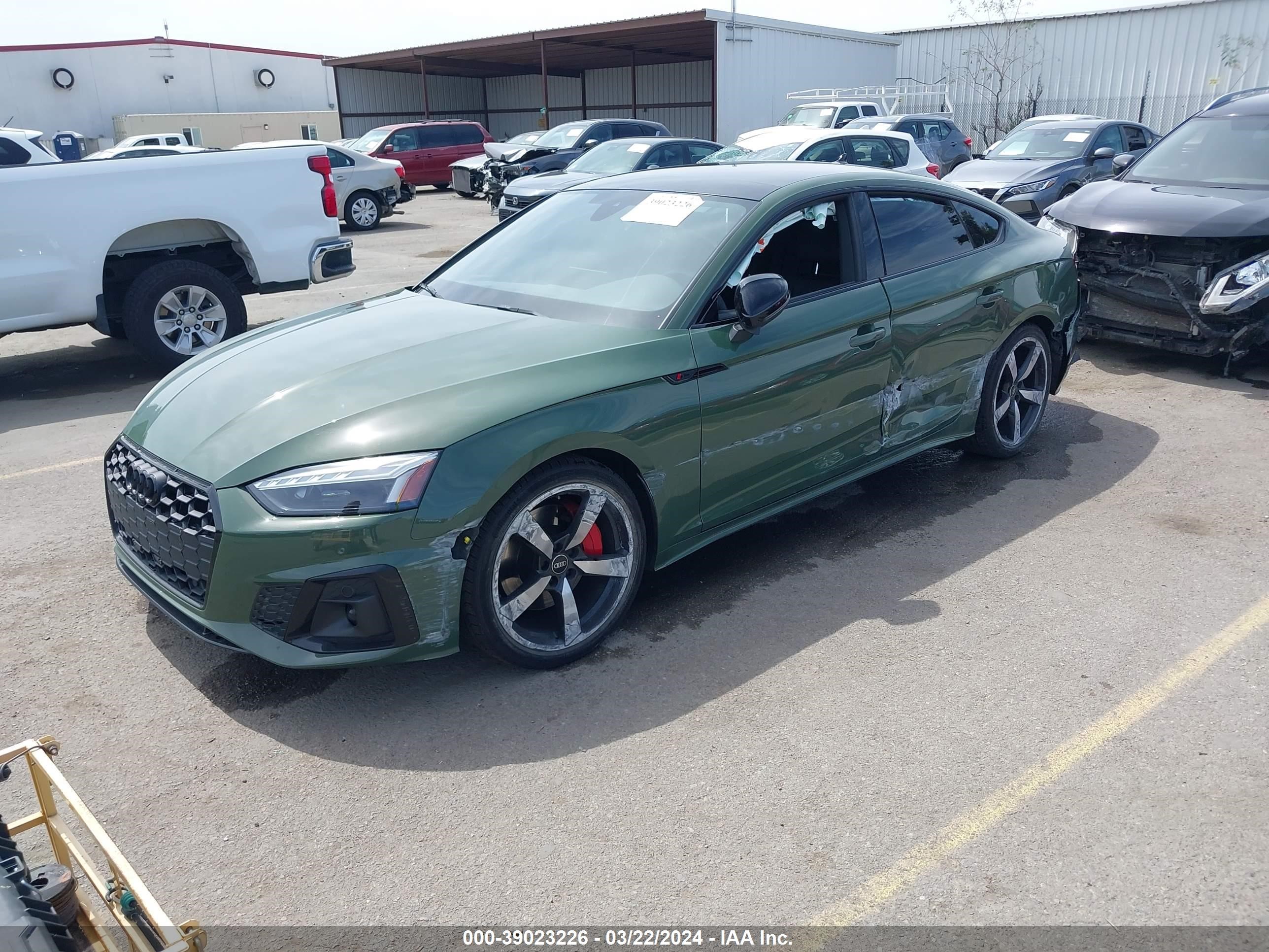 Photo 1 VIN: WAUFACF50NA039987 - AUDI A5 