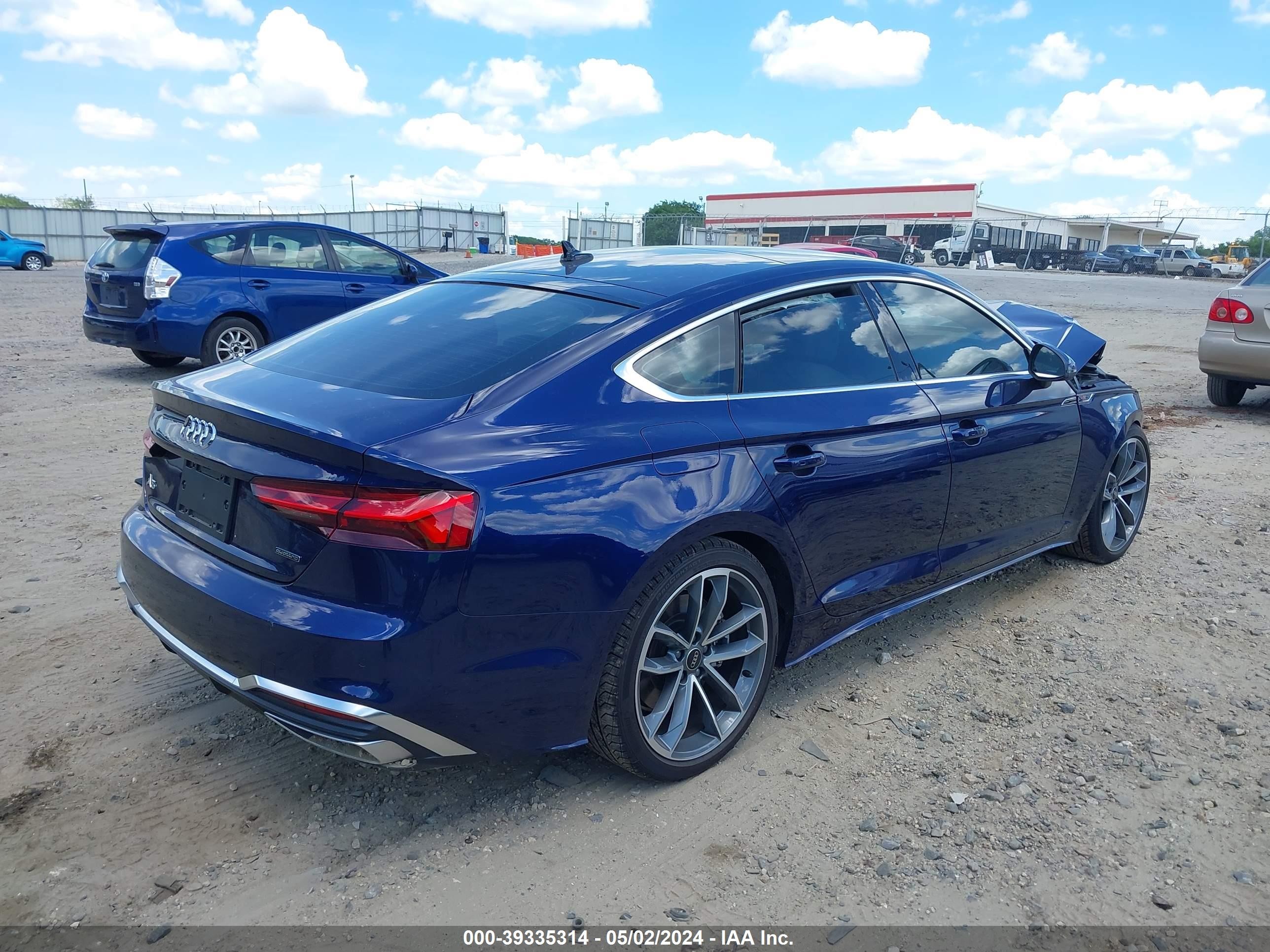 Photo 3 VIN: WAUFACF50RA003948 - AUDI A5 