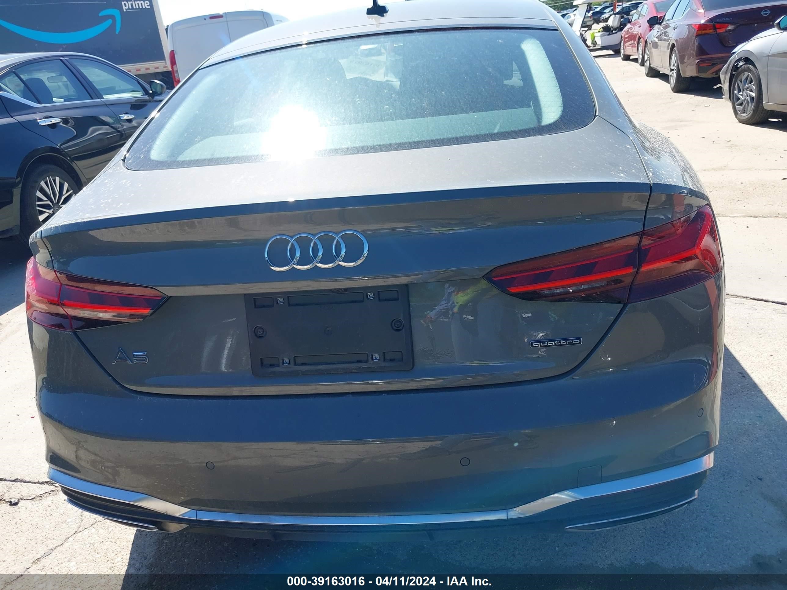 Photo 15 VIN: WAUFACF50RA049781 - AUDI A5 