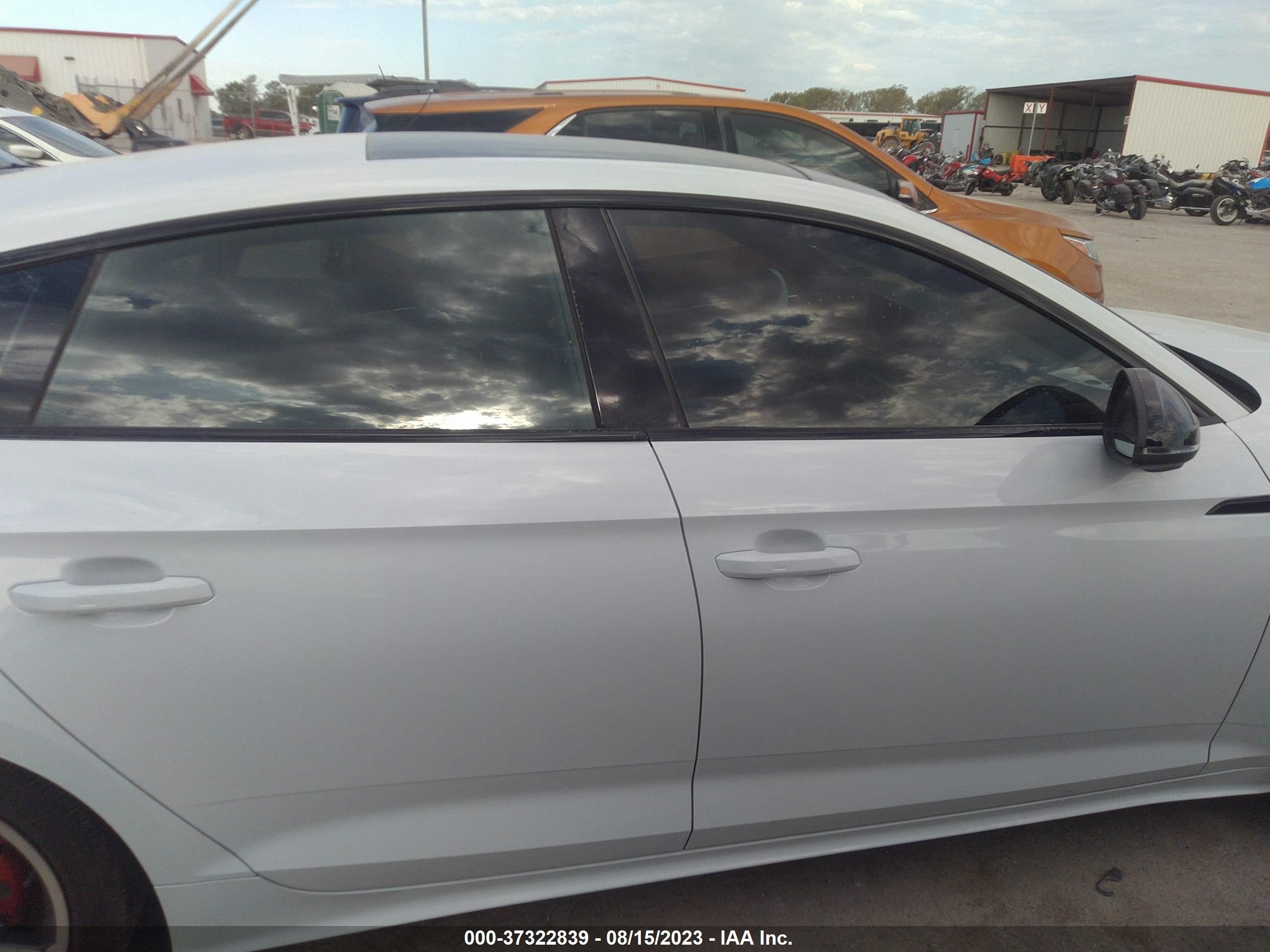 Photo 12 VIN: WAUFACF51NA026231 - AUDI A5 