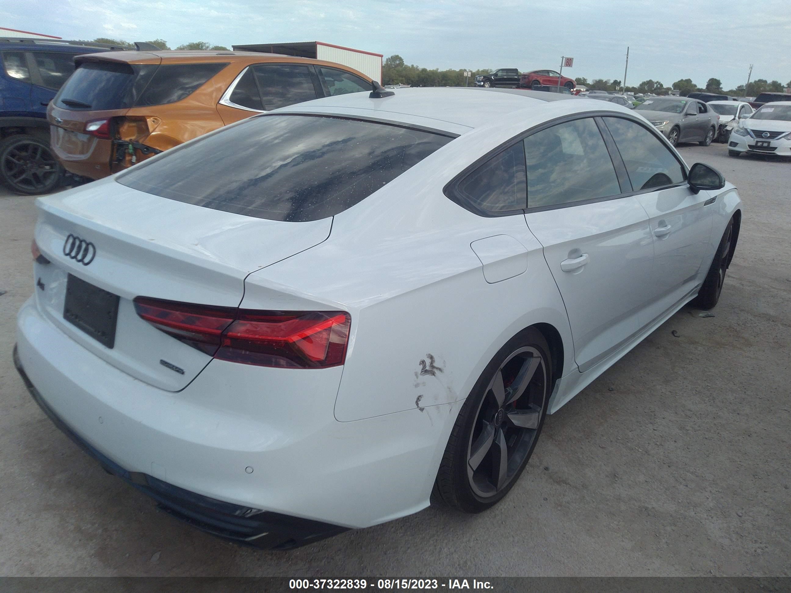 Photo 3 VIN: WAUFACF51NA026231 - AUDI A5 