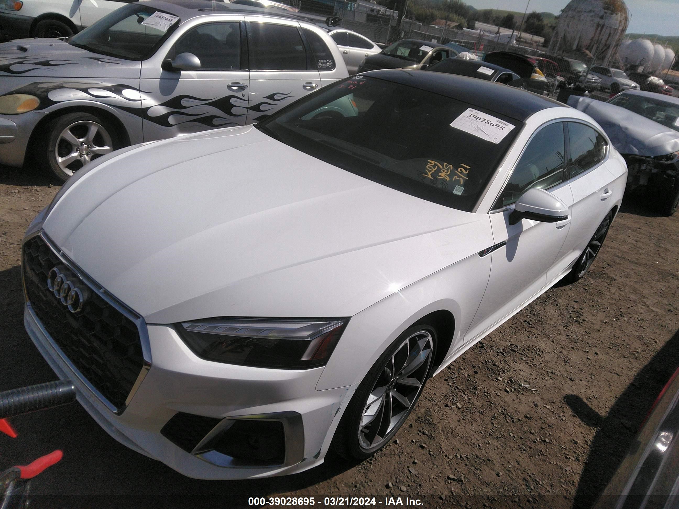 Photo 1 VIN: WAUFACF54RA012538 - AUDI A5 