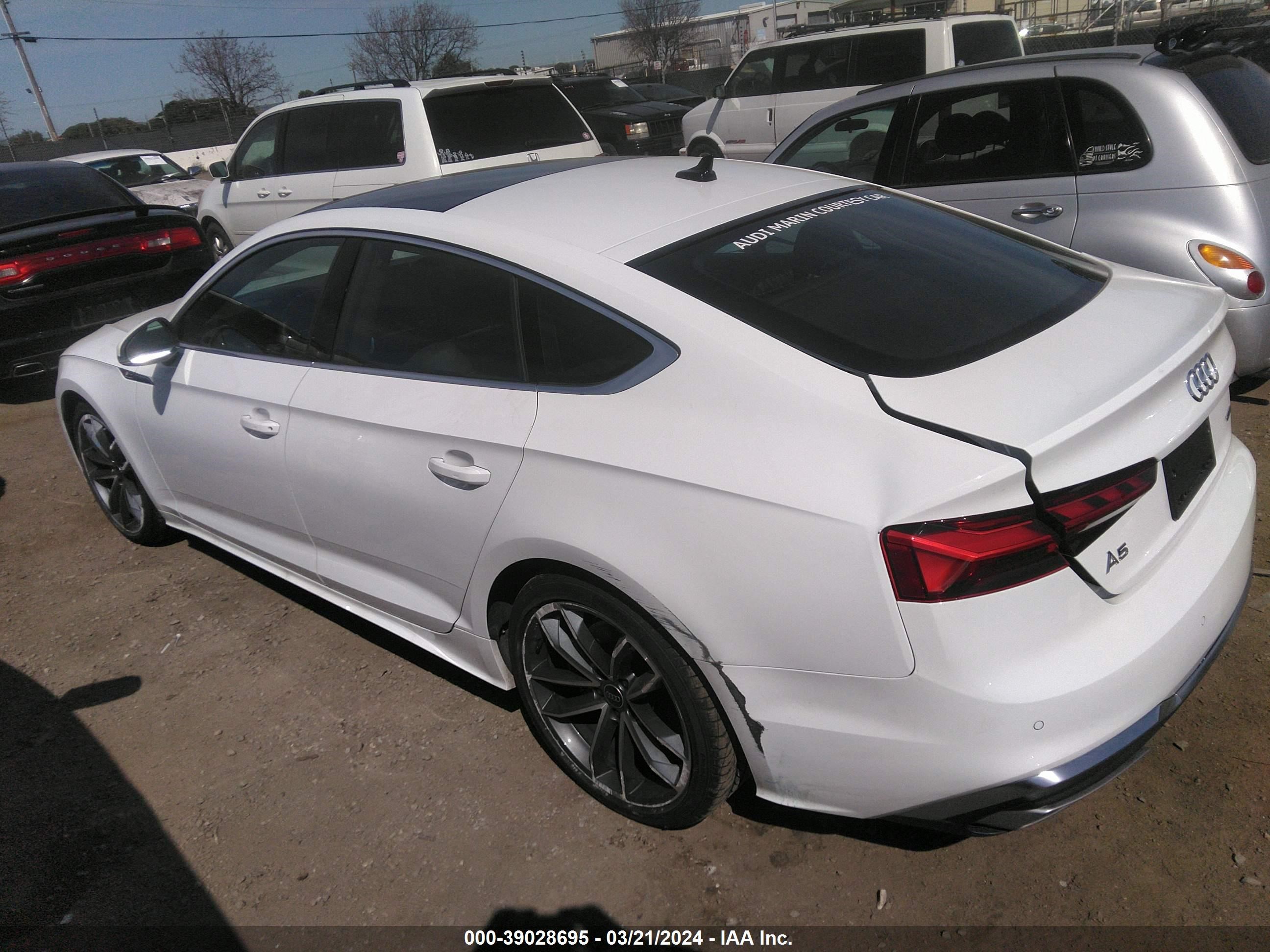 Photo 2 VIN: WAUFACF54RA012538 - AUDI A5 