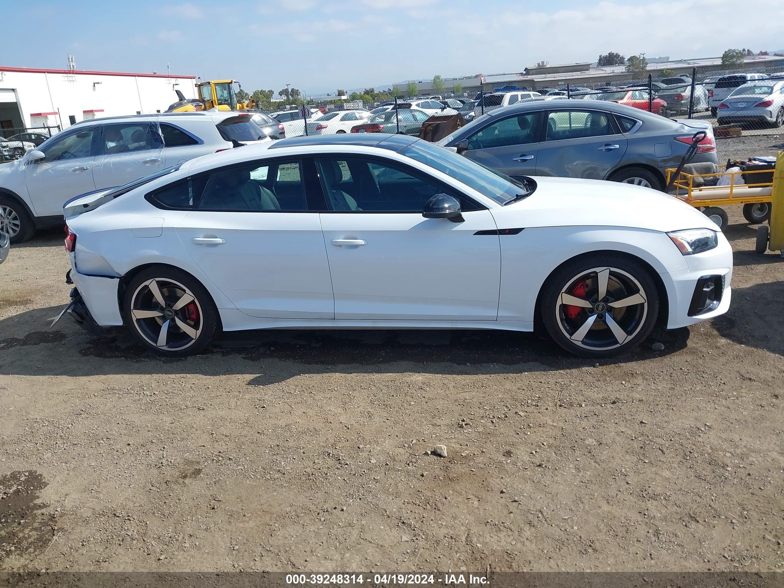 Photo 12 VIN: WAUFACF56RA003405 - AUDI A5 